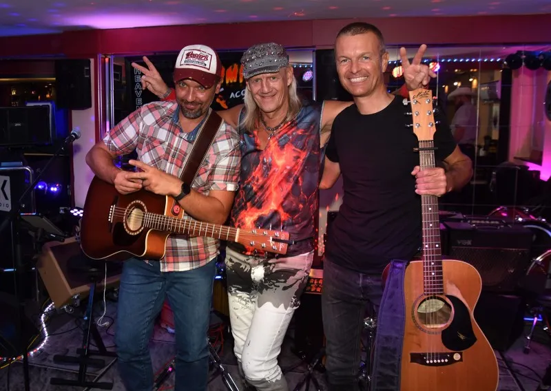 Salami INfernale @ Heaven Music Club