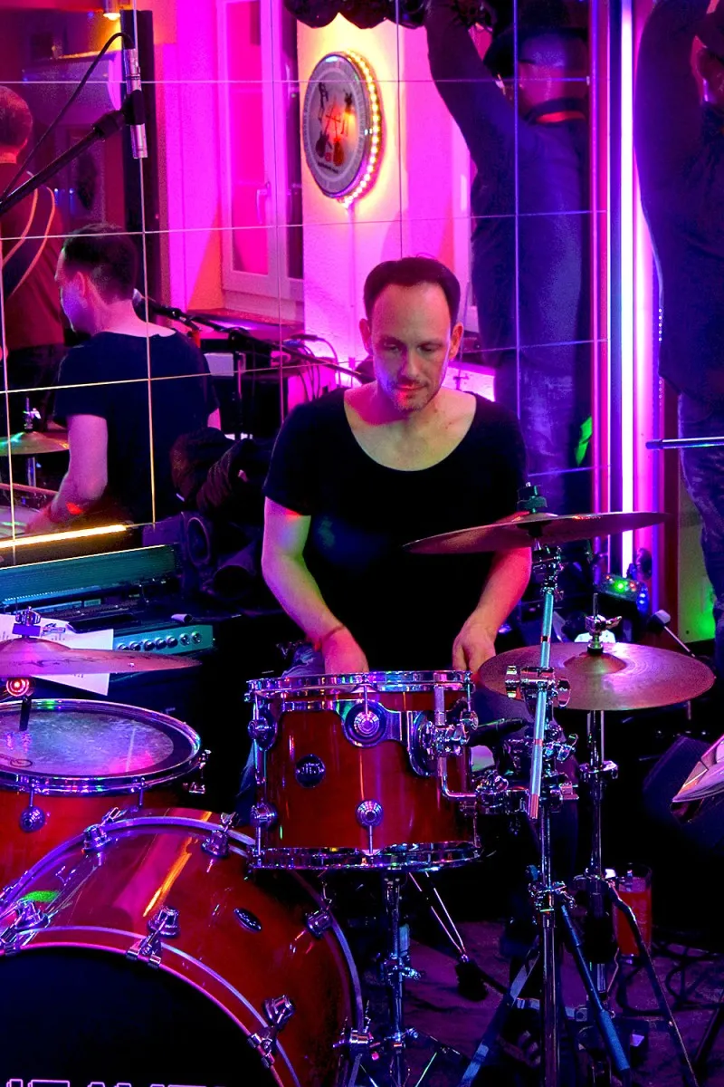 Radio Colors @ Heaven Music Club