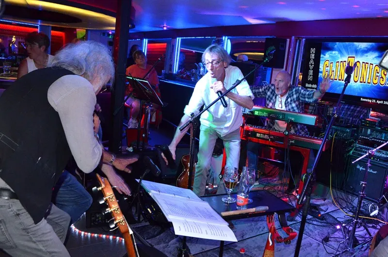  Clintonics @ Heaven Music Club