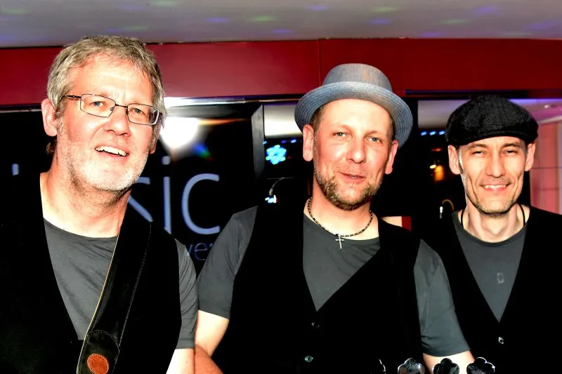 Basic Acoustic covers @ Heaven Music Club
